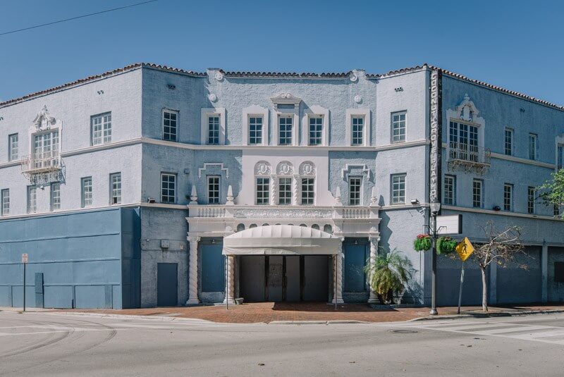 Abandoned building in miami