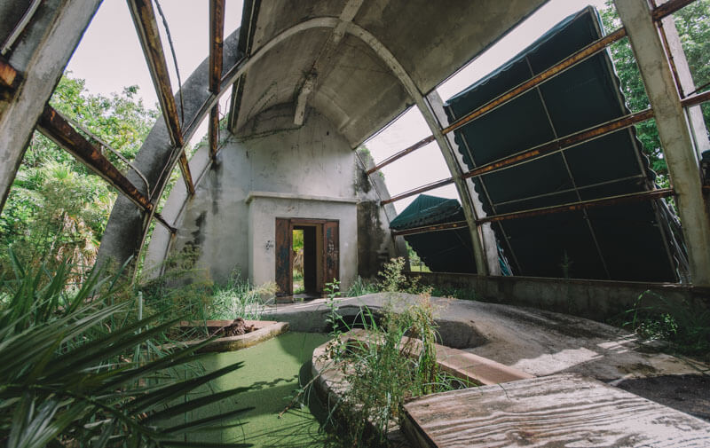 abandoned zoo in florida