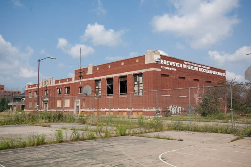 abandoned detroit building