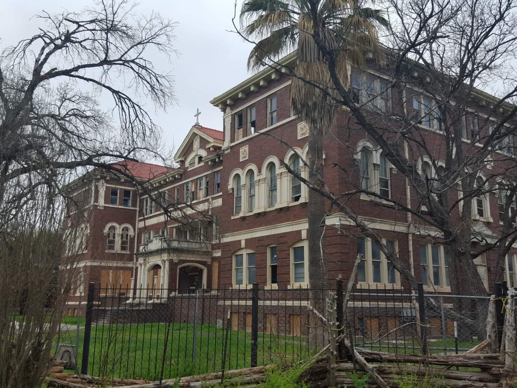 abandoned san antonio building