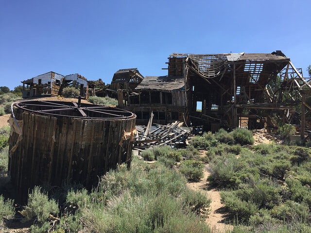 abandoned places in southern california
