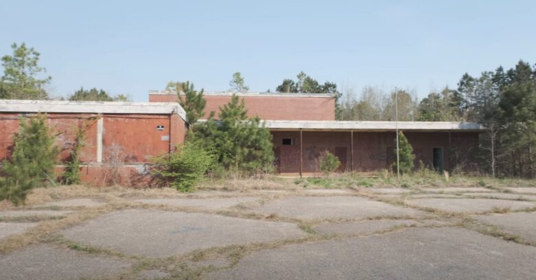 abandoned school near fayetteville nc