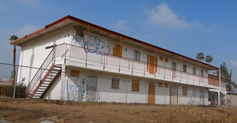 abandoned apartments in riverside ca